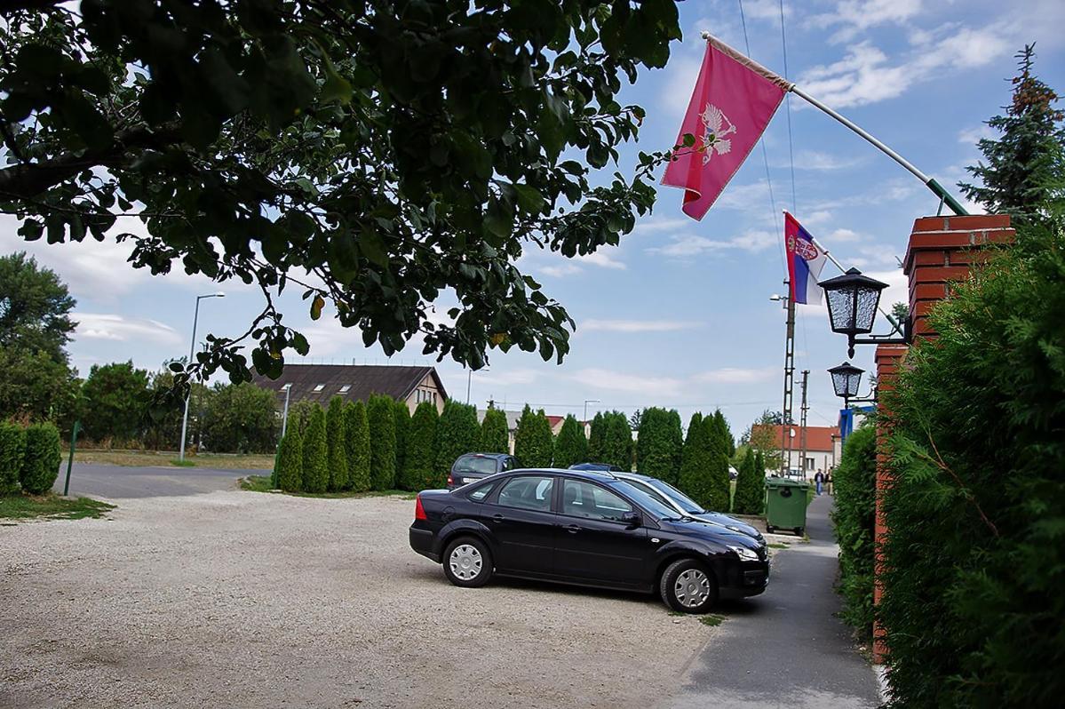 Bed and Breakfast Kispipa Panzio à Szombathely Extérieur photo