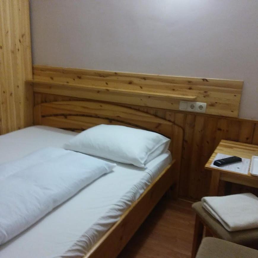 Bed and Breakfast Kispipa Panzio à Szombathely Extérieur photo